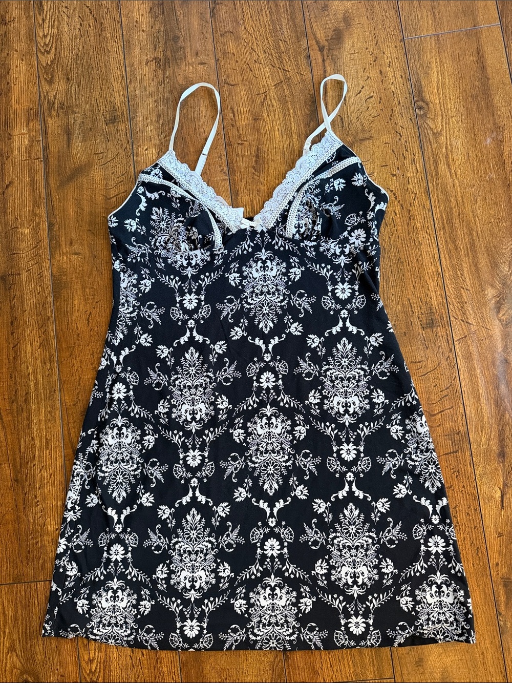 Black & White Lace-Trim Printed Slip - Women Intimates